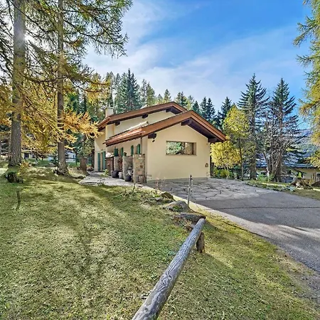 Chesa Alvan - بيت للعطل